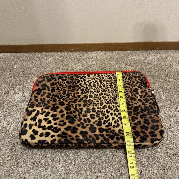 Stella & Dot Leopard Print Laptop Bag - Picture 3 of 4